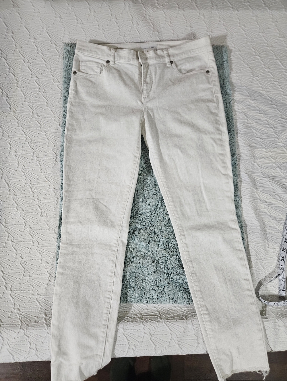 LOFT Women’s White Skinny Jeans SIZE 6/28